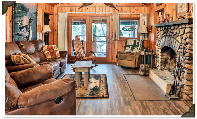 Cozy lakeside cabin with fireplace